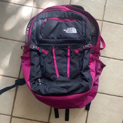 The North Face Bags | The North Face Recon Backpack In Excellent Condition! | Color: Black/Pink | Size: Backpack Or Daypack