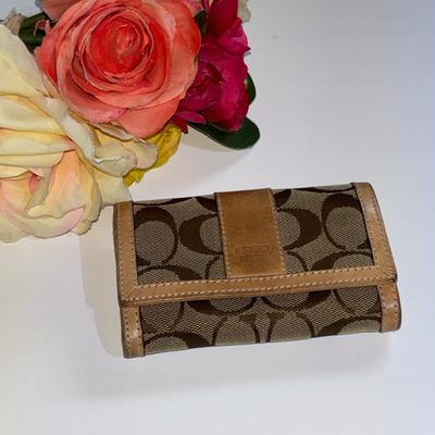 Coach Bags | Coach Signature Wallet Tan Coach Wallet Folded Snap Coach Classic Wallet | Color: Tan | Size: Os