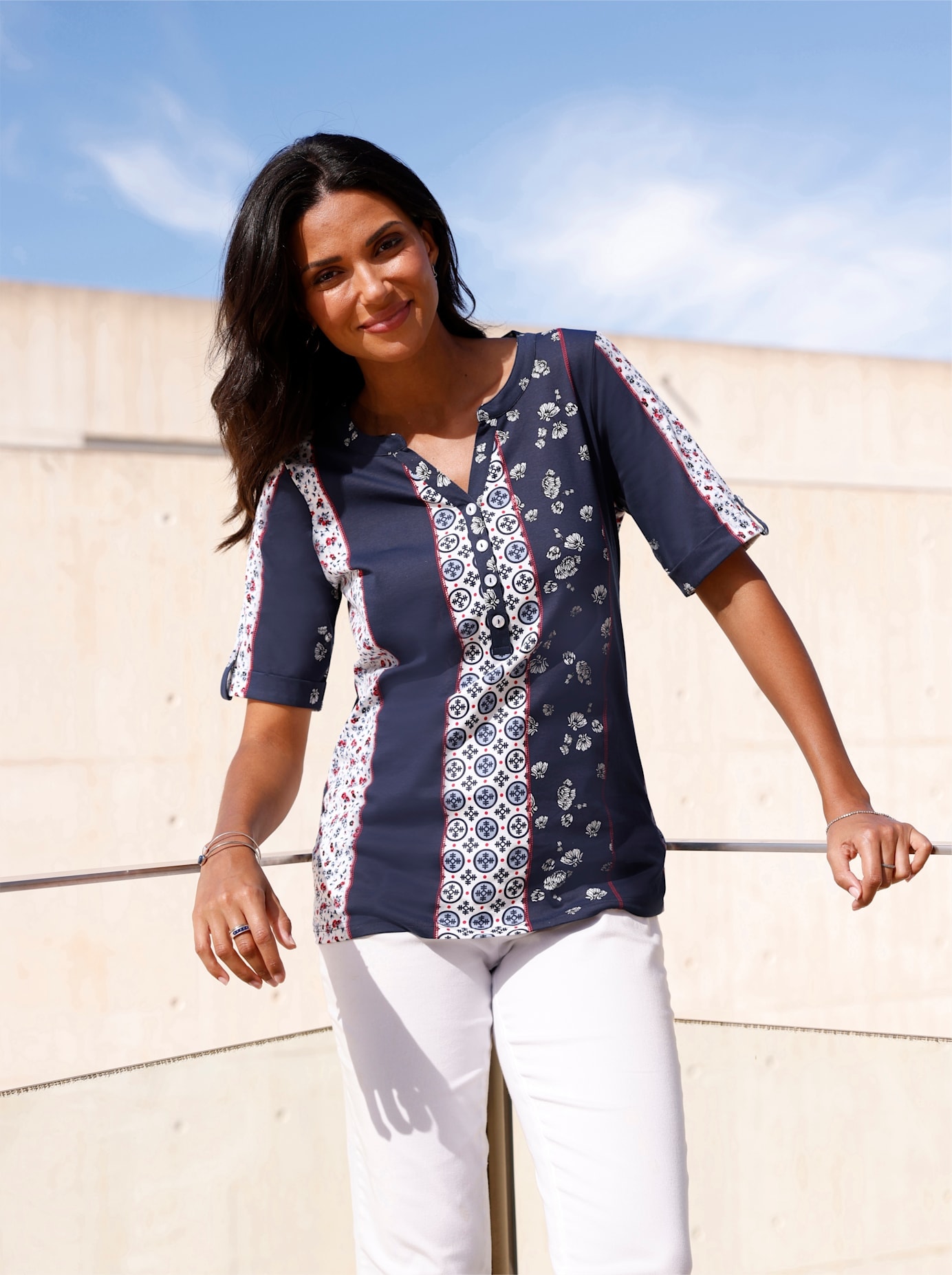 Kurzarmshirt CLASSIC BASICS "Kurzarm-Shirt", Damen, Gr. 50, bunt (marine, erdbeere, bedruckt), 100% Baumwolle, geblümt, gemustert, mehrfarbig, Rundhals, Shirts