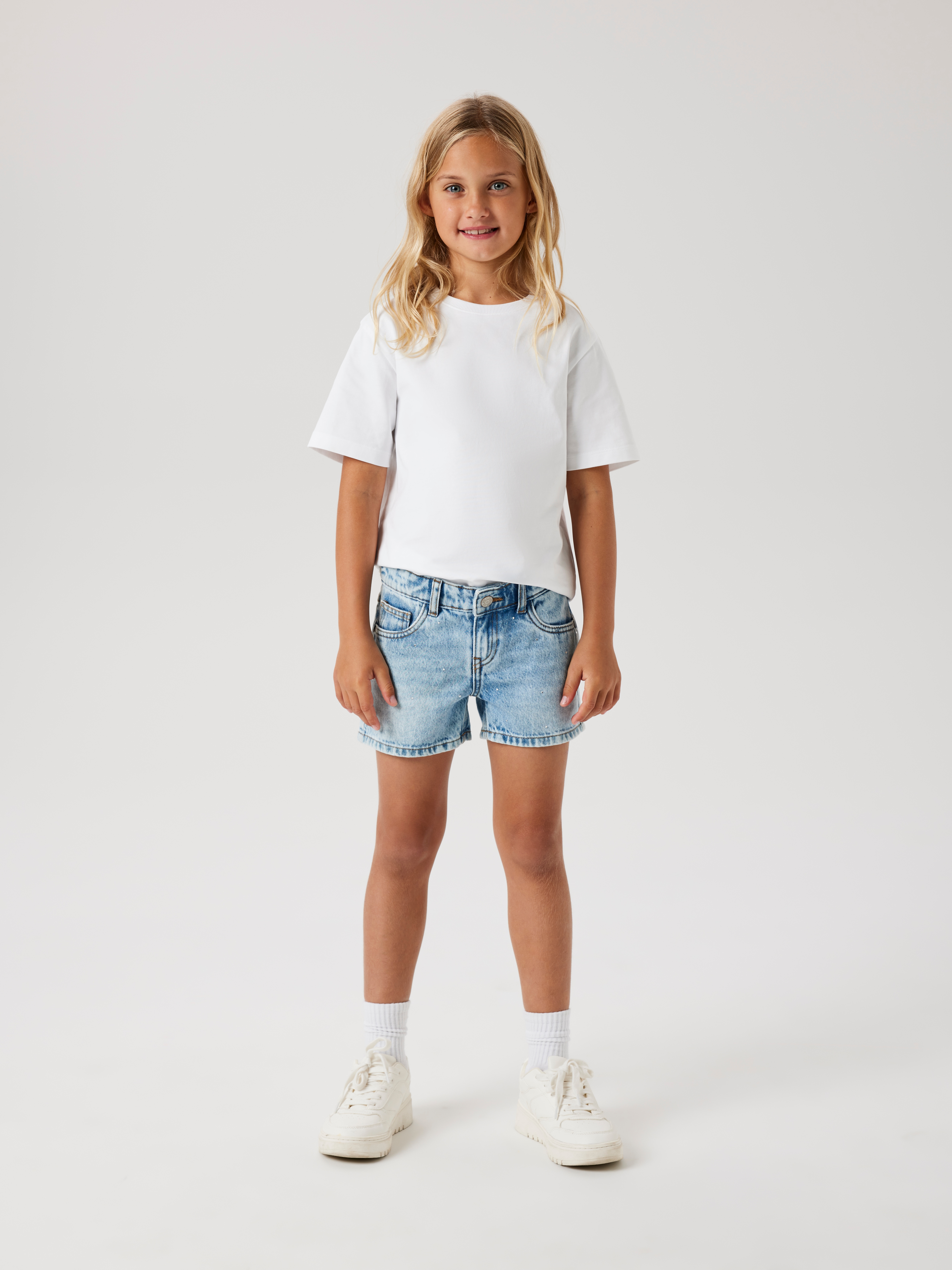 Shorts NAME IT "NKFROSE REG DNM SHORTS 6042-AC NOOS", Baby, Gr. 158, N-Gr, blau (medium blau denim (blank)), Web, Obermaterial: 100% Baumwolle, unifarben, regular fit ca. Mitte Oberschenkel, Hosen Image