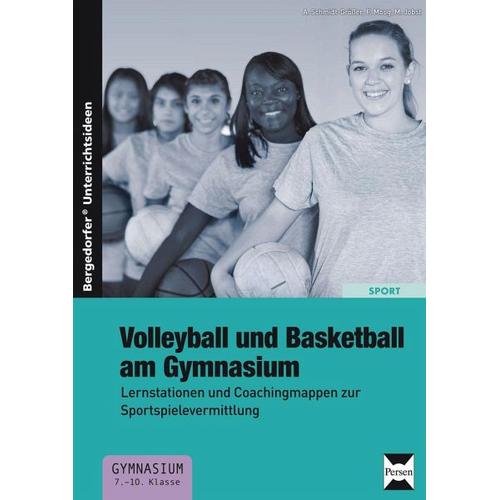 Volleyball und Basketball am Gymnasium