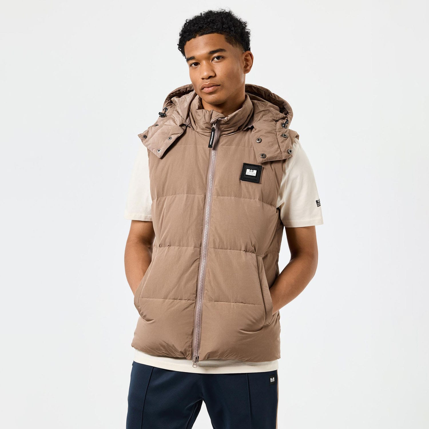 Weekend Offender Mens Gordini Down Gilet in Brown Nylon - Size Small | Weekend Offender Sale | Discount Designer Brands