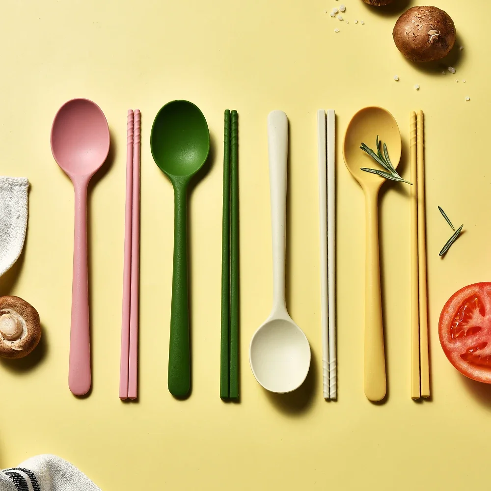 8Pcs Bunte Silikon Besteck Set Sushi Sticks Abendessen Löffel Set Geschirr Koreanische Stäbchen Dessert Löffel Besteck Set Image