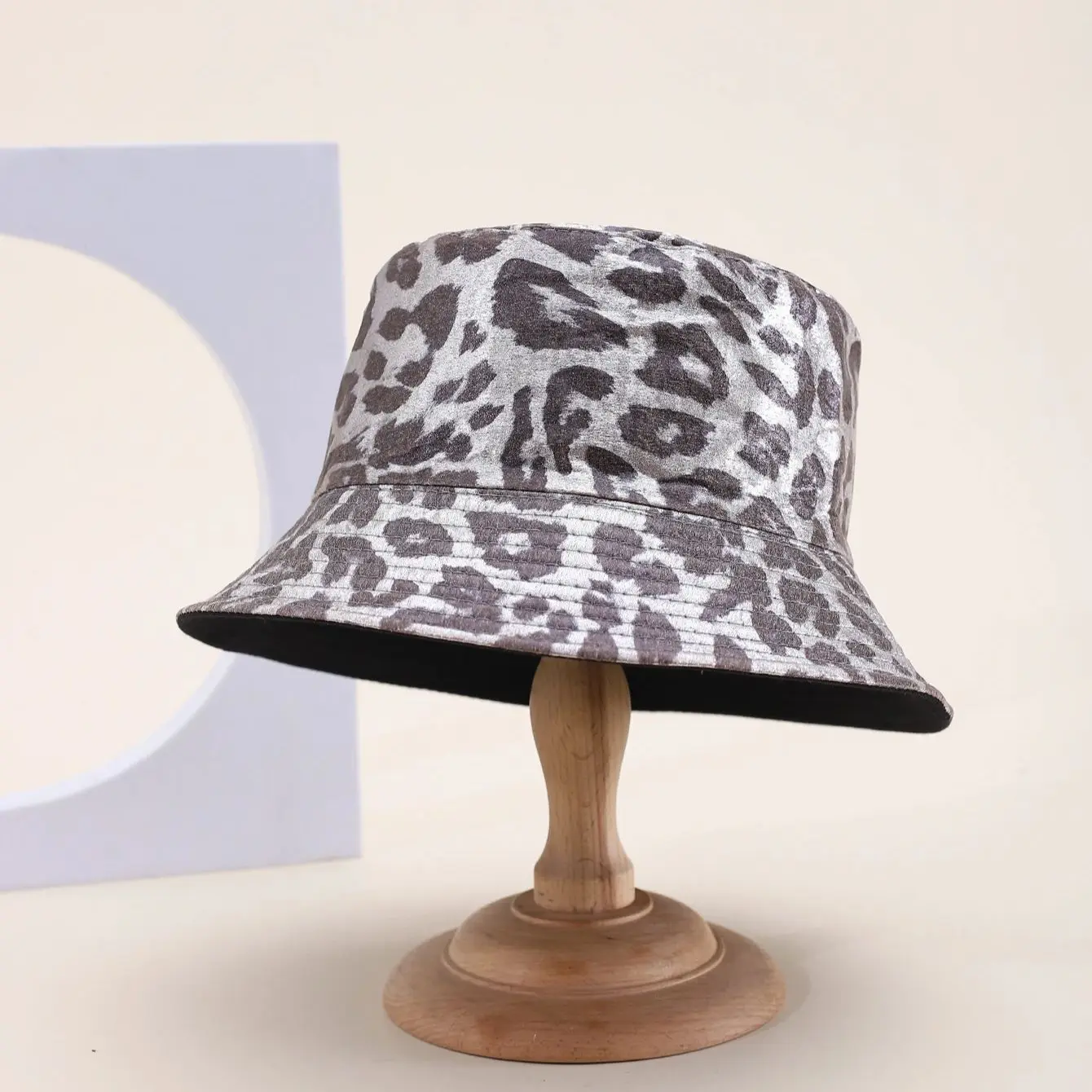 Hip-Hop-Eimerhüte für Damen, breite Krempe, Leoparden-Sonnenschutz, Punk, lässig, Frühling, Sommer, trendiges Accessoire, Unisex, Party, Club, flaches Oberteil