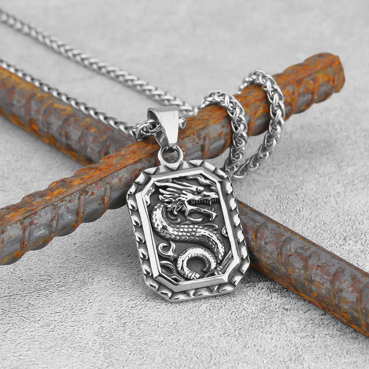 Vikings Vintage Tier Drache Ouroboros Halskette Männer Klassische Edelstahl Punk Hip Hop Schmuck Squama Textur Anhänger Image