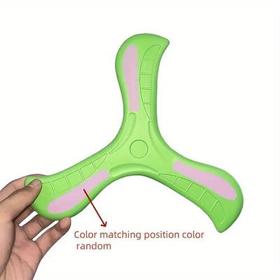 Outdoor-Bumerang-Spielzeug für Jungen und Mädchen – dreiblättriger fliegender Sport-Bumerang für Kinder Familienpädagogische Übung Koordinationsspiel zufällige Farbauswahl sicheres Material ideal Image