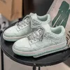 Neue hochwertige Herren Casual Sportschuhe modische und vielseitige Marke Designer Leder Board Schuhe Nische Schuhe Größe 39-44
