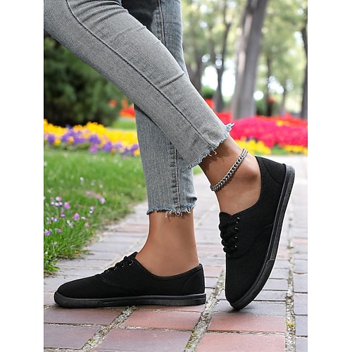 Sneakers in tela da donna: scarpe casual leggere con lacci per le uscite primaverili, lo street style e il comfort quotidiano