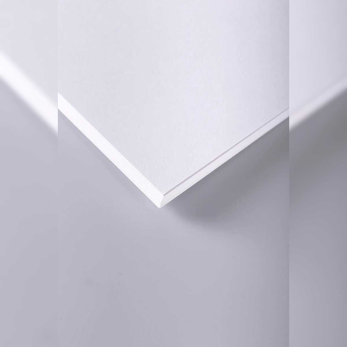 Clairefontaine Zeichen- und Skizzenpapier A4, 180g, Ries 250 Bogen, weiß - 37300C Image