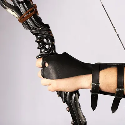 Mittelalterliche Renaissance Bogenschütze Jäger PU Leder Armschiene Traditioneller Bogen Jagd Schießen Zubehör Halloween Requisiten Bogenschießen Stulpe Image