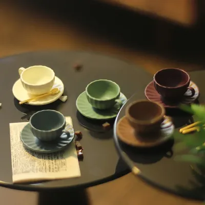 Cups+Saucers