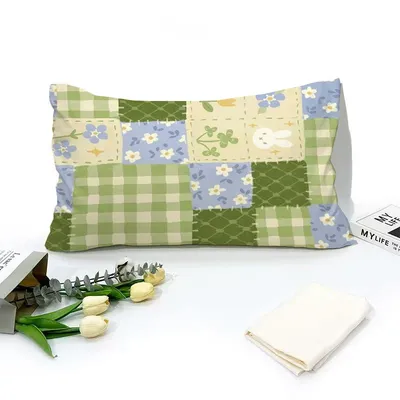 Patchwork-gemusterter Kissenbezug mit Hasen- und Blumenmuster, Schlafzimmer, Wohnzimmer, Sofa, Image