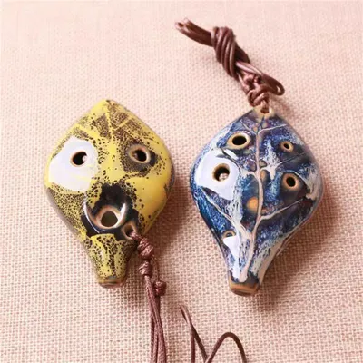 ancient Chinese style ocarina 1pc, six-hole handmade ocarina instrument, pleasant sound, with lanyard, like a leaf