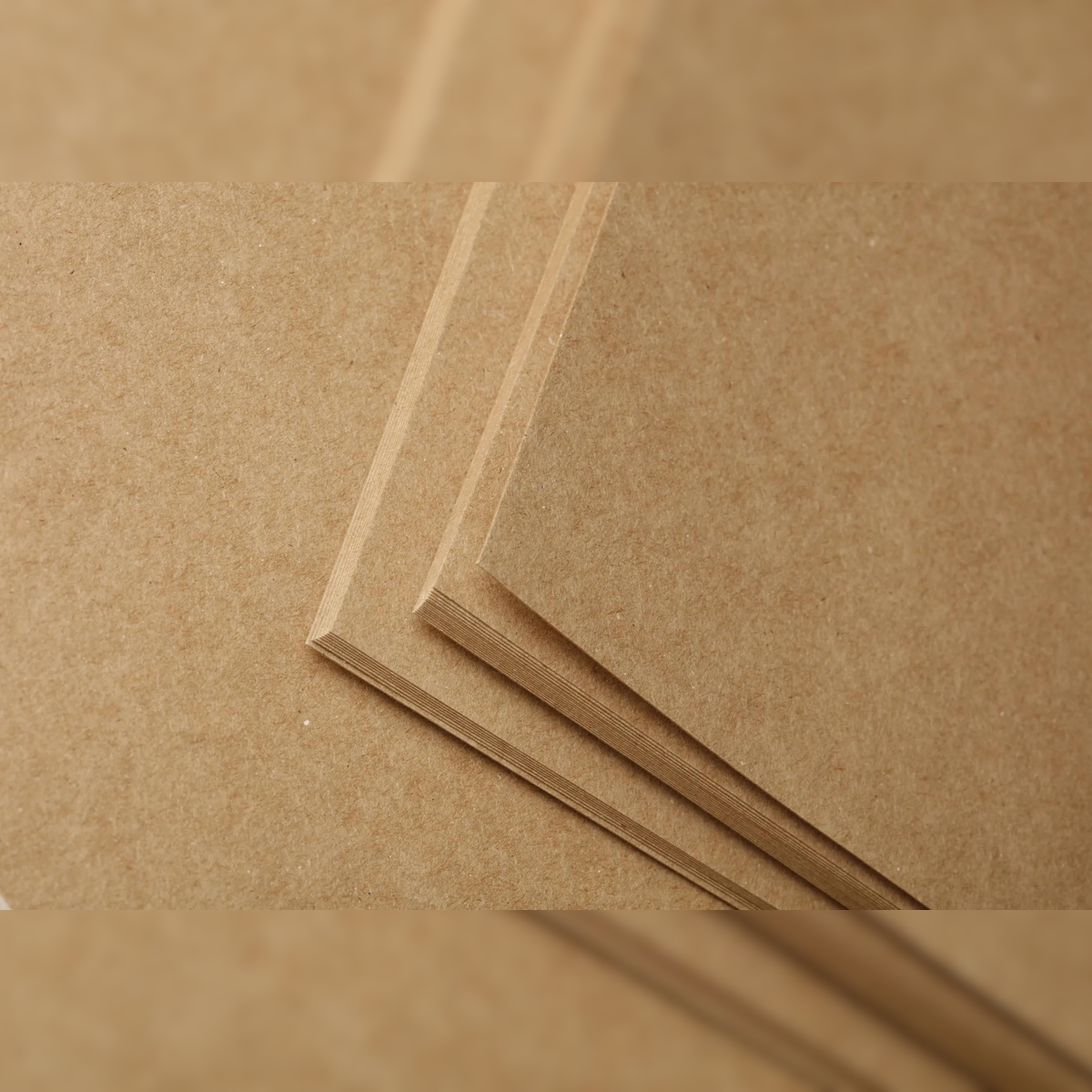 Clairefontaine Braunes Kraftpapier, Ries, A3, 25 Bogen 160g - 975008C Image