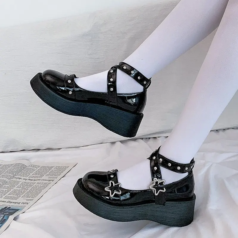 Schuhe Lolita Schuhe Damen Heels Plattform Mary Janes Stern Schnalle Riemen Mary Janes Damen Kreuzgebundene Mädchen Niete Lässige Kawaii Schuhe