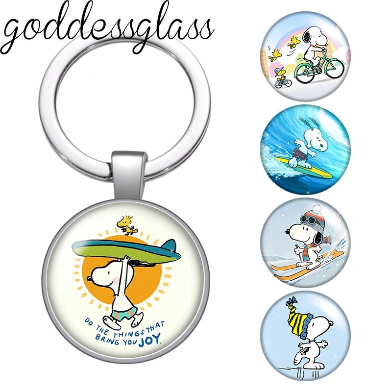 Snoopy Sommerurlaub Surfen Skifahren Winter Foto Glas Cabochon Schlüsselanhänger Tasche Auto Schlüsselanhänger Ringhalter Charms Schlüsselanhänger Geschenk Image