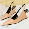 2025 NEUE Keil Heels Frauen schuhe Patent leder Frauen Pumpen Hohl Zurück Strap Sandalen Frauen