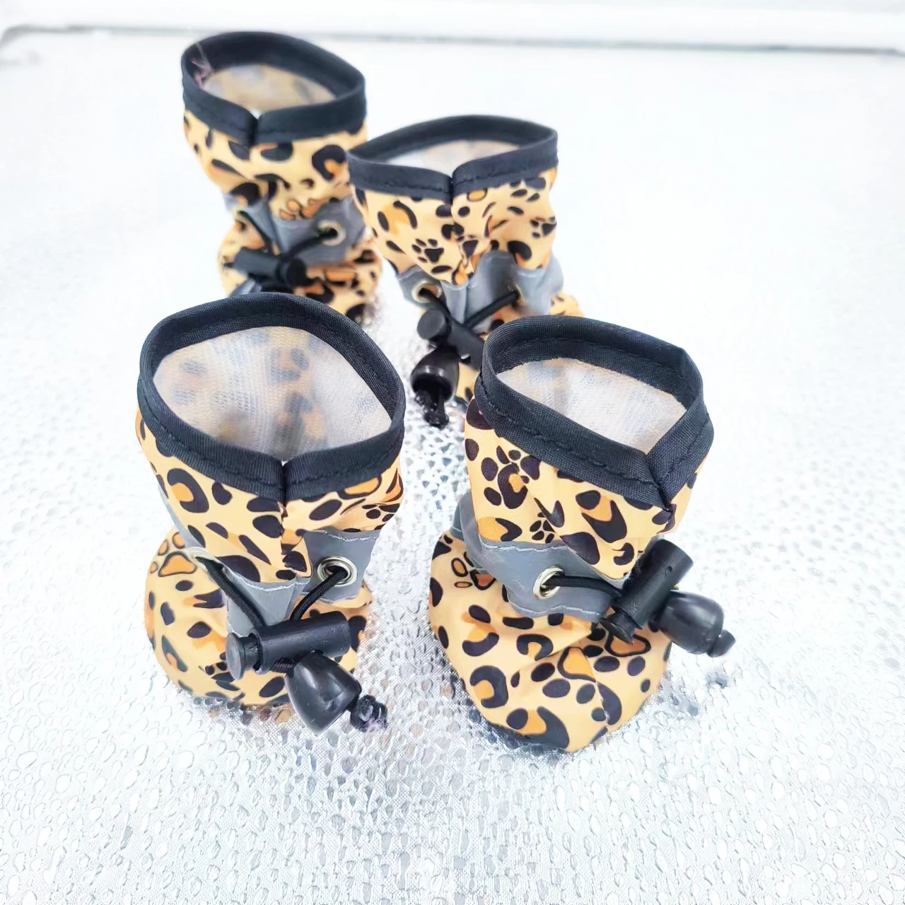 Hundes chuhe für kleine mittelgroße Hunde wasserdicht verstellbare Sneaker Welpen rutsch feste reflektierende Stiefel Chihuahua Französisch Bulldogge liefert Image