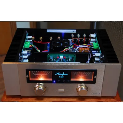 Kopieren Sie Accuphase E-550 – reine Klasse-A-Betrieb, 30 W bei 8 Ω, garantierte lineare Leistung, MOS-FET 3 parallele Push-Pull-Konfiguration Image