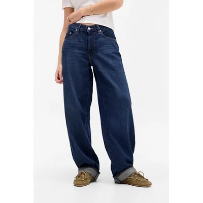 Levi's Baggy Dad Mind Jeans - Vintage Denim Medium 26W 32L at Urban Outfitters
