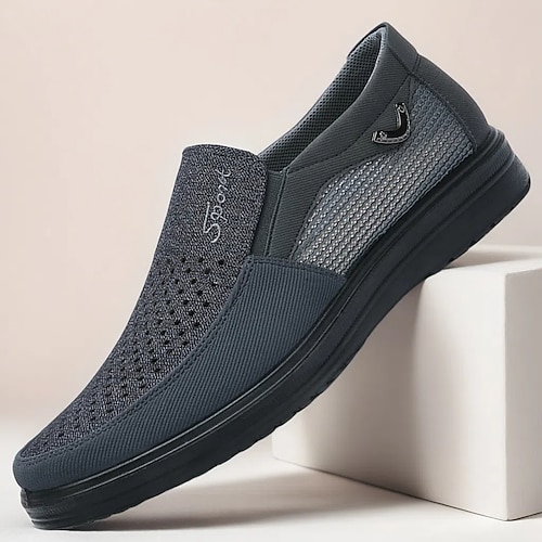 Braune Slip-On Mesh-Sneaker für Herren – bequeme, atmungsaktive Freizeitschuhe mit elastischer Passform für den Alltag Image