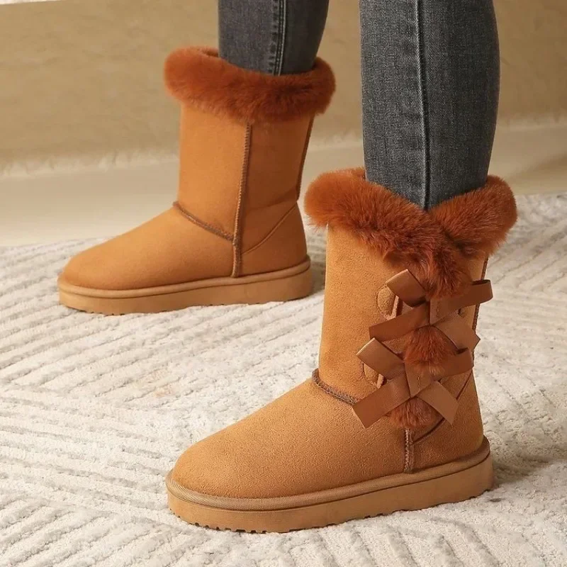 2024 neue Dicke Plüsch Dicke Sohle Nicht-slip Mode Einfarbig Taste Neue Frauen Stiefel Klassische Retro Braun Lange stiefel Image