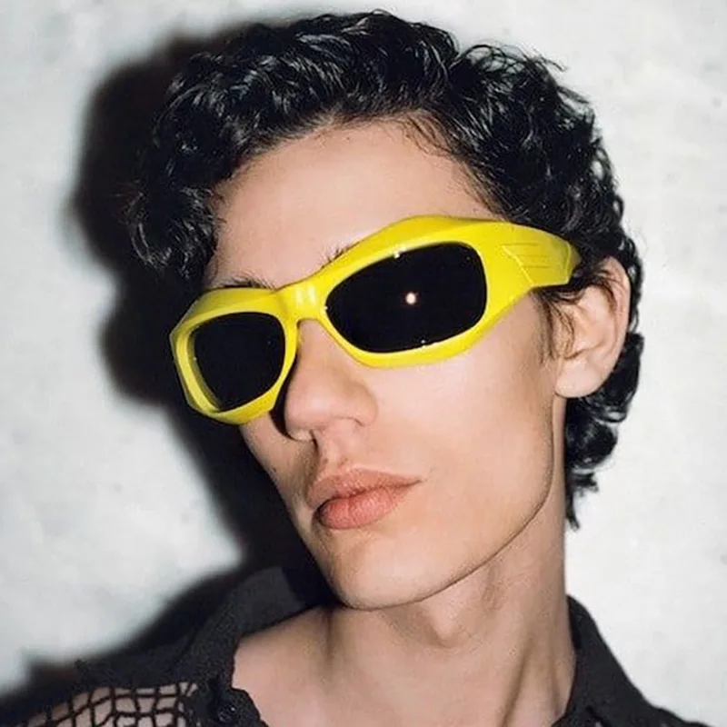 Neue futuristische Y2k-Sonnenbrille, Punk-Hip-Hop-Hot-Girl-Auto-Sonnenbrille für Männer und Frauen 68104 Image