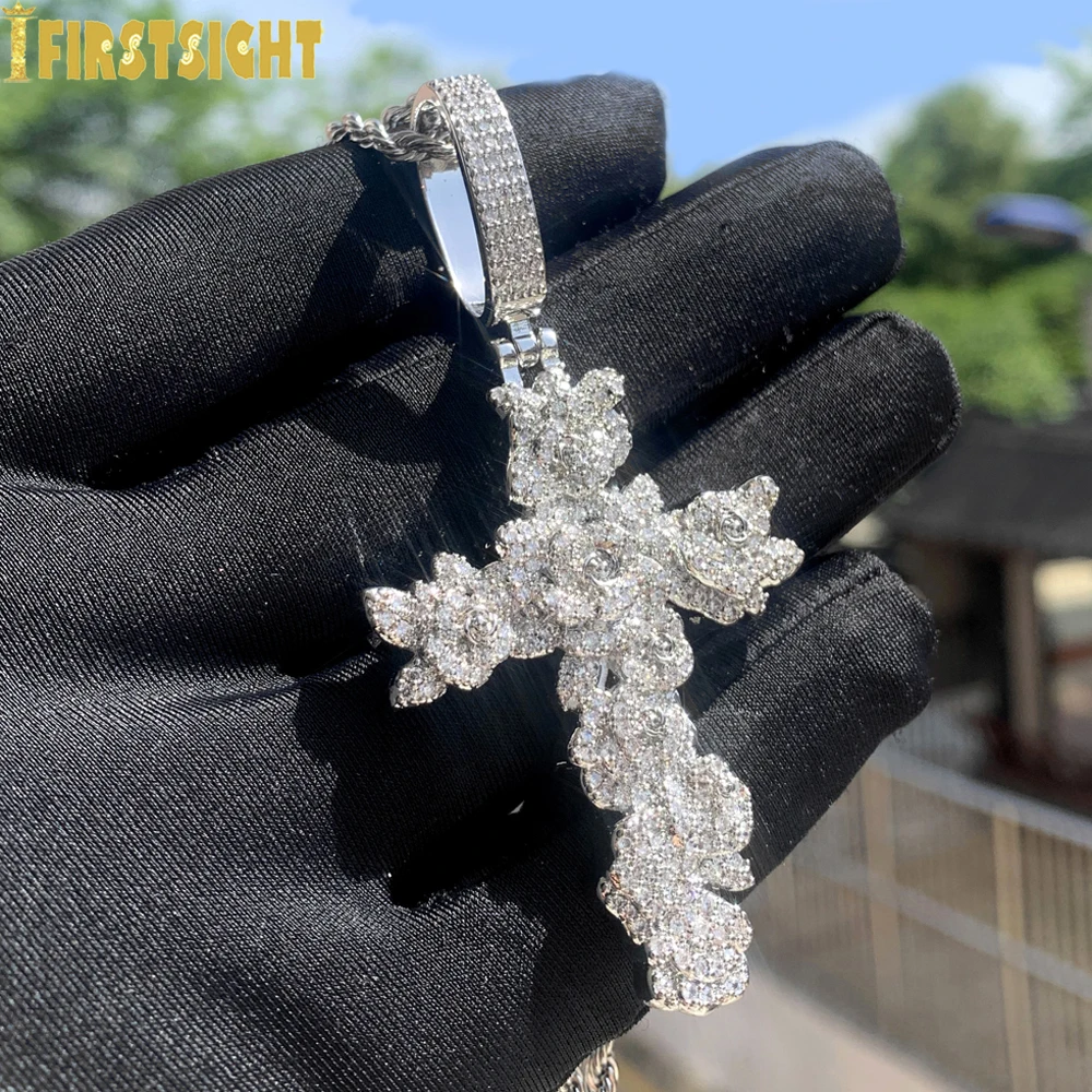 Neue vereiste bling Blume Kreuz Halskette für Frauen Männer Silber Farbe Zinken Einstellung Zirkonia Rose Charme Hip Hop Schmuck