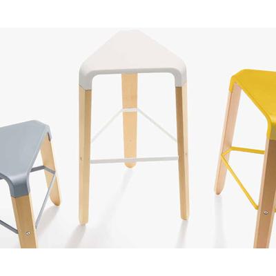 infiniti »PICAPAU STOOL« Designer-Hocker – erhältlich in Buche Image