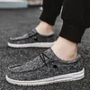 Männer Schuhe Casual Leinwand Loafer Schuhe Licht Atmungsaktive Wohnungen Freizeit Männlichen Vulkanisierte Schuhe Zu Fuß Turnschuhe Plus Größe 39-46