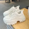 Frauen Neue Mode Plattform Sport Schuhe Frauen Sommer Schwarz Casual Chunky Turnschuhe Frauen Mesh