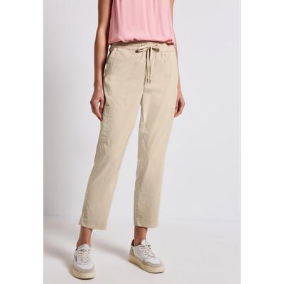 Röhrenhose STREET ONE, Damen, Gr. 38, Länge 28, coastal beige, Web, 66% Baumwolle, 30% Polyester, 4% Elasthan, unifarben, casual, loose fit knöchelfrei, Hosen, Middle Waist Image