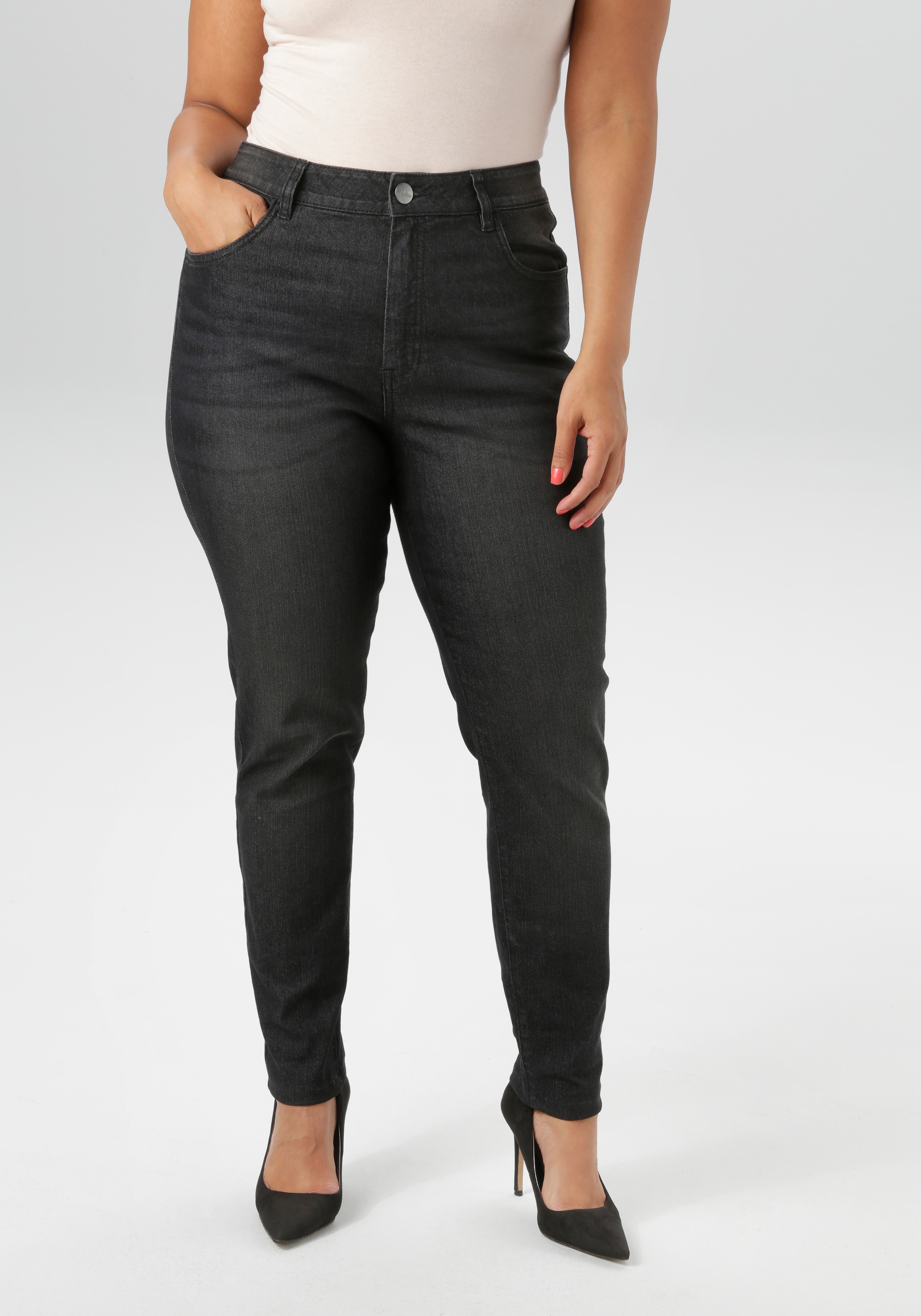 Skinny-fit-Jeans ANISTON PLUS, Damen, Gr. 44, N-Gr, schwarz, Denim/Jeans, Obermaterial: 81% Baumwolle, 17% Polyester, 2% Elasthan, Abriebeffekte, unifarben, figurumspielend knöchellang, Jeans, regular waist - in dezenter Used-Waschung - NEUE... Image