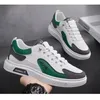 Modische Low-Top-Skateboard-Schuhe für Teenager, lässige weiße Schuhe, dicke Sohle,