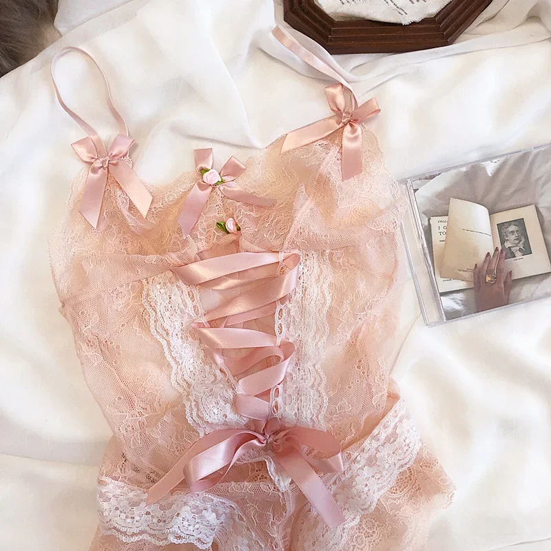 Wriufred Sexy feenhaftes rosa Träger-BH-Set mit Schleife und perspektivischem BH, einteiliger Anzug, kleine Nachtkleidung, Versuchung, Spitzen-Dessous