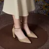 Klobige Ferse kleine Größe 30-44 hohle Damenschuhe mit hohen Absätzen Größe 42 42 43 Punkt Zehen