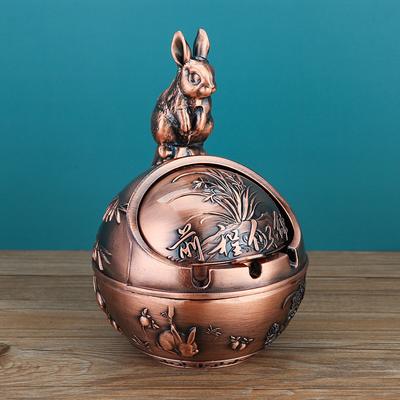 Vintage Ashtray with Lid, Chinese Zodiac 12 Animal Signs Decorative Covered Ashtray, Windproof Desktop Ornament for Home Office Living Room