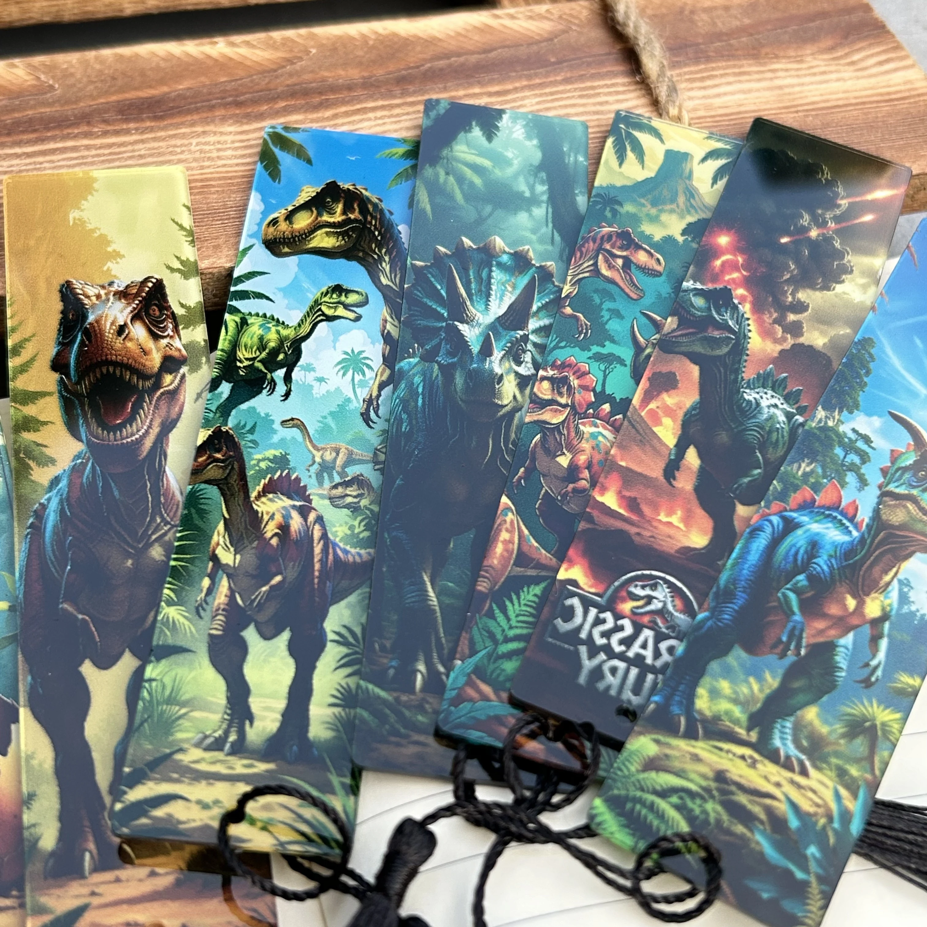 10 Stück/1 Stück Acryl-Dinosaurier-Lesezeichen mit Quasten, verschiedene Dinosauriern, Dinosaurier-Eier, Leselegeisterte, Geschenke, Leseletiketten Image