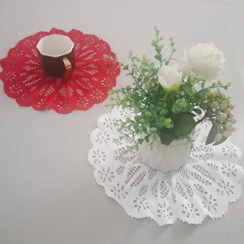 Europäischer Stil aus geschnittene Spitze rundes Tischset nordischen Esstisch Spitze Couch tisch dekorative Matte Staubs chutz Handtuch Image