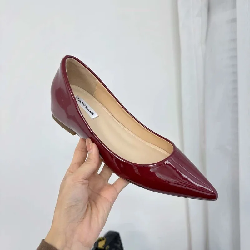 Französische Luxus-Damenschuhe, Herbst-Neuheit, bequeme, weiche Lederschuhe mit niedrigem Absatz, elegante spitze Pumps, Büroschuhe, Damenschuhe