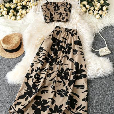 TEMU Women's Spring/summer Holiday Floral Pleated Tube Top And Skirt Sexy Short Set Of 2 Image