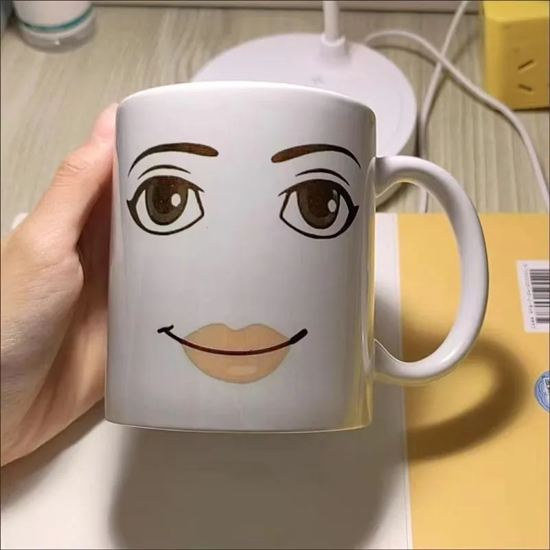 Lächeln Keramik Becher Cartoon Kaffee Tee Wasser Tasse Nette frauen Gesichts Lustige Ausdruck Kinder Milch Becher Haushalt Wasser Becher Image