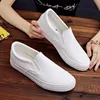 Herren-Slipper aus wasserdichtem Kunstleder, neue Marken-Sommer-Herbst-Sportschuhe, weiße Mokassins,