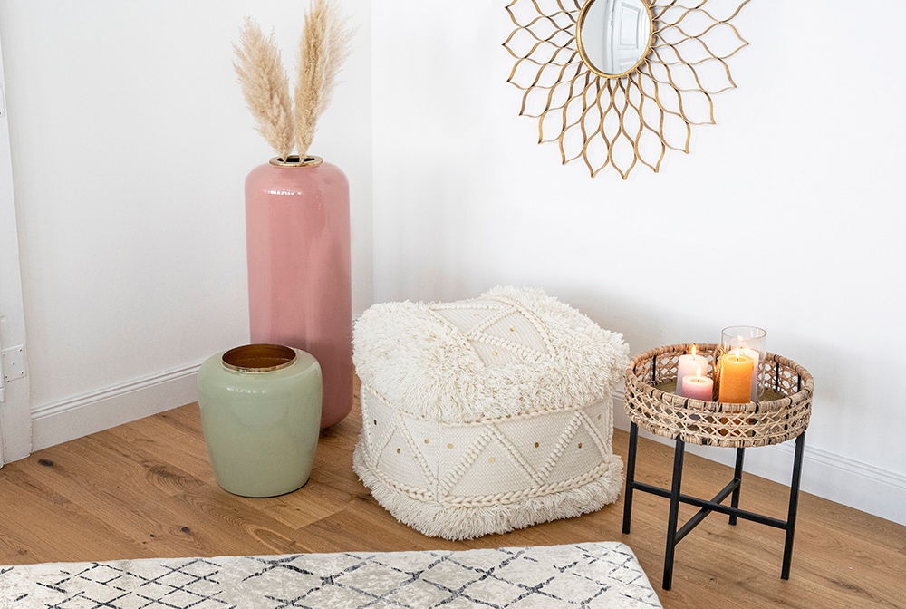 Pouf KAYOOM "Bohist 525 50cm x 50cm, Strukturen mit Fransen und Quasten", beige (creme), B:50cm H:45cm T:50cm, Baumwolle, Vlies, Poufs, handgefertigt, Unikat, sehr gut kombinierbar, vielfältig im Einsatz