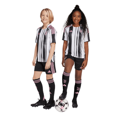 Juventus adidas Heimshorts 2025-26 – Kinder Image