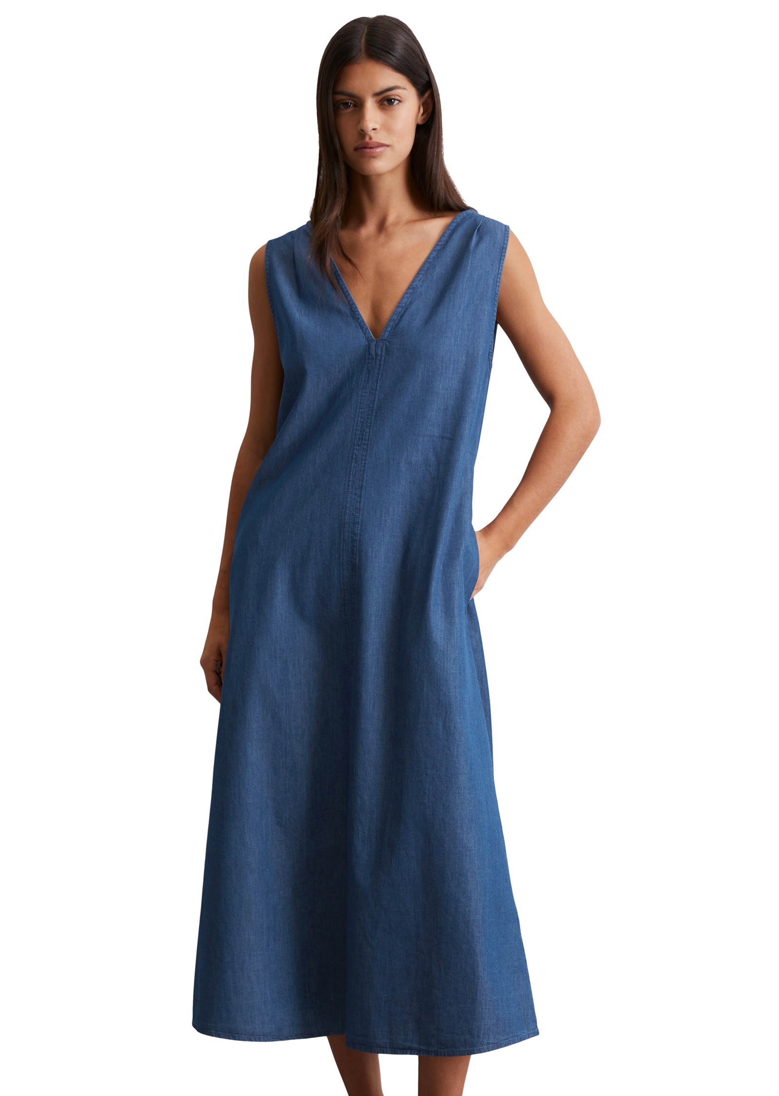 Jeanskleid MARC O'POLO "mit TENCEL™ Lyocell", Damen, Gr. 38, Normalgrößen, blau (schwarz indigo tencel denim), Obermaterial: 82% Baumwolle, 18% Lyocell; Futter: 100% Nicht verfügbar, unifarben, weit wadenlang, V-Ausschnitt, Kleider