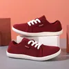 Wein rot Männer Wanderschuhe große Größe 47 leichte Komfort Barfuß Schuhe Mann rutsch feste Frauen