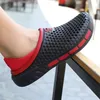 Sommer Strand Männer Sandalen Atmungsaktive Männer Casual Schuh Loch Schuhe Licht Clogs Hause Garten