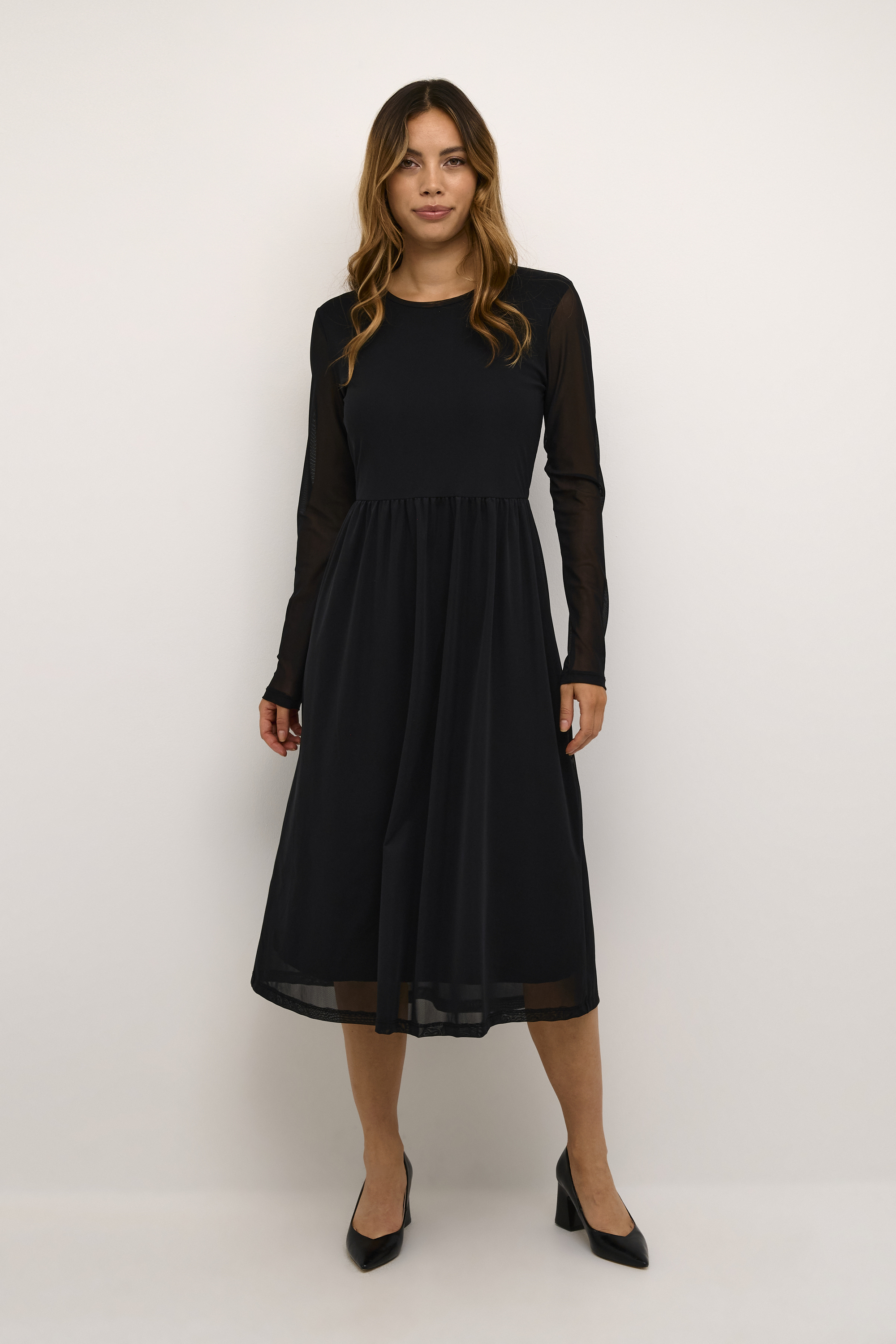 Kleid Feminine black Image