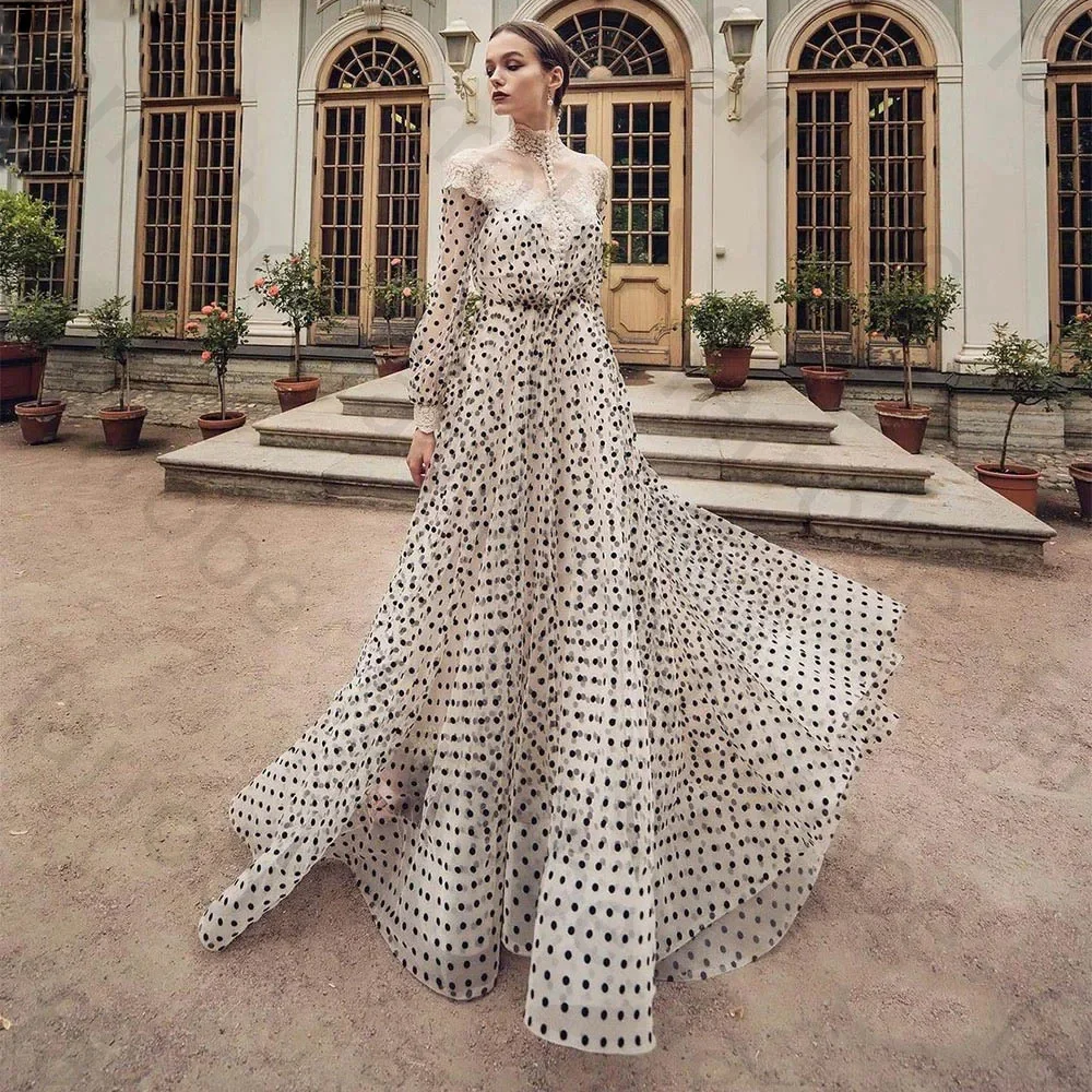 Customized Tulle Evening Gowns Lace Neck Black Polka Dotted Applique Button Long Sleeves A-Line Floor-Length Prom Party Dresses